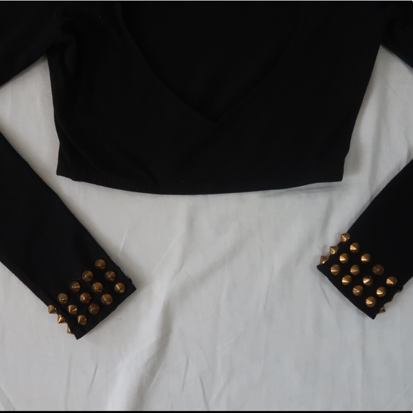 LF Stores | Studded Cuff Crop Top - Picture 5 of 7